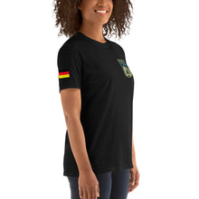 Lade das Bild in den Galerie-Viewer, T-Shirt mit BDB-Wappen für Damen