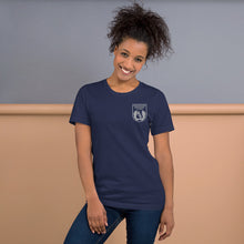 Lade das Bild in den Galerie-Viewer, T-Shirt mit gesticktem BDB-Wappen für Damen
